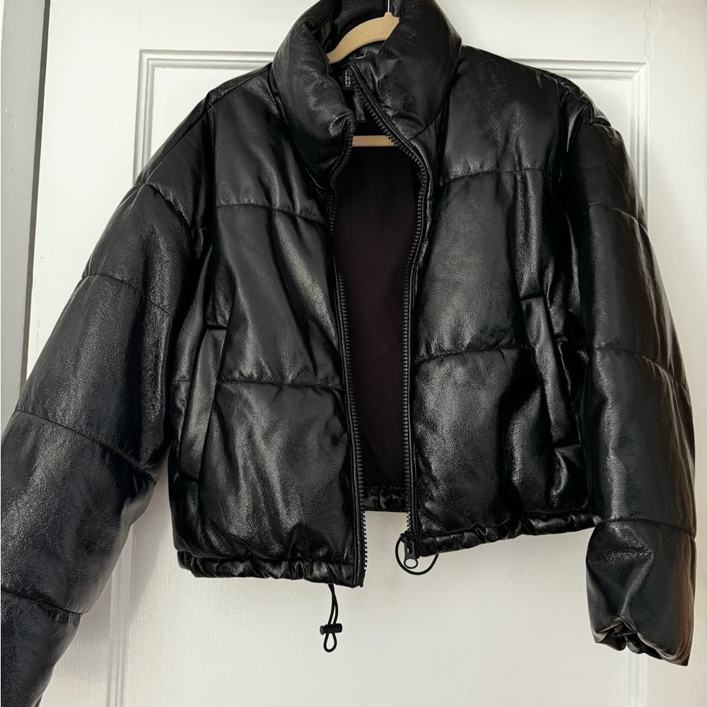 H&M Shiny Cropped Black Puffer Jacket
